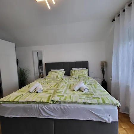 דירה Apartmaji Peric *